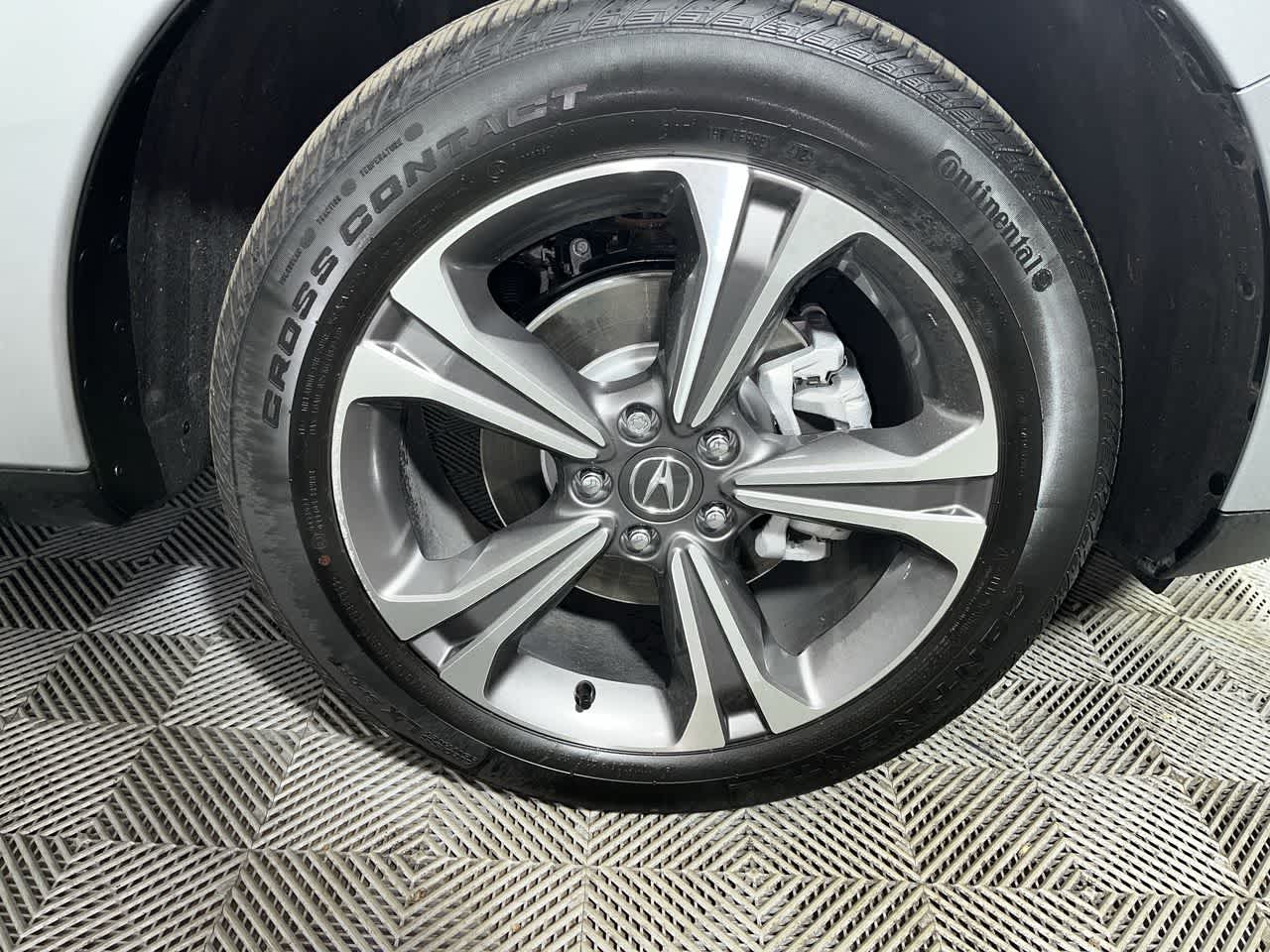2025 Acura RDX w/Technology Package