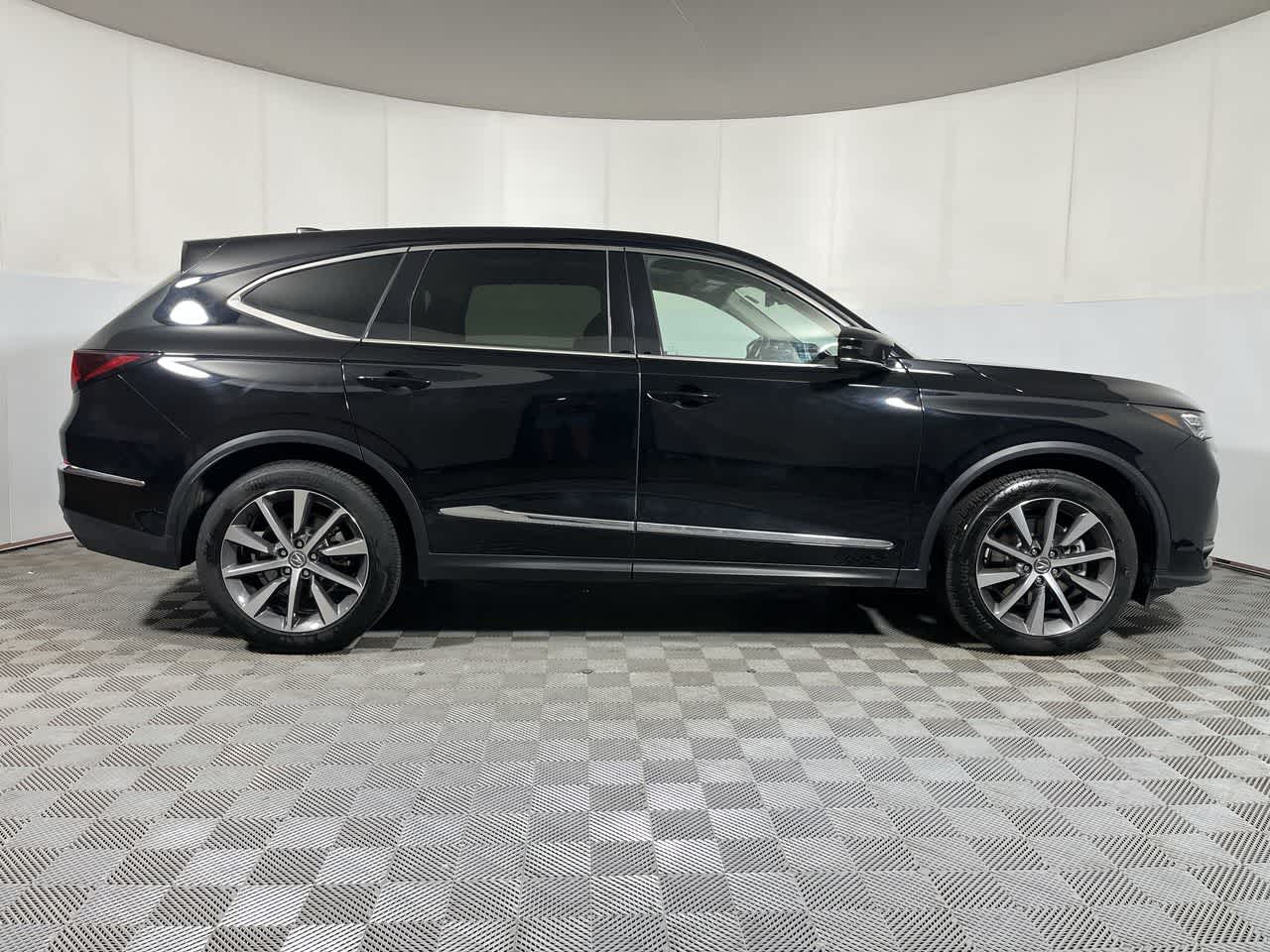 2025 Acura MDX w/Technology Package