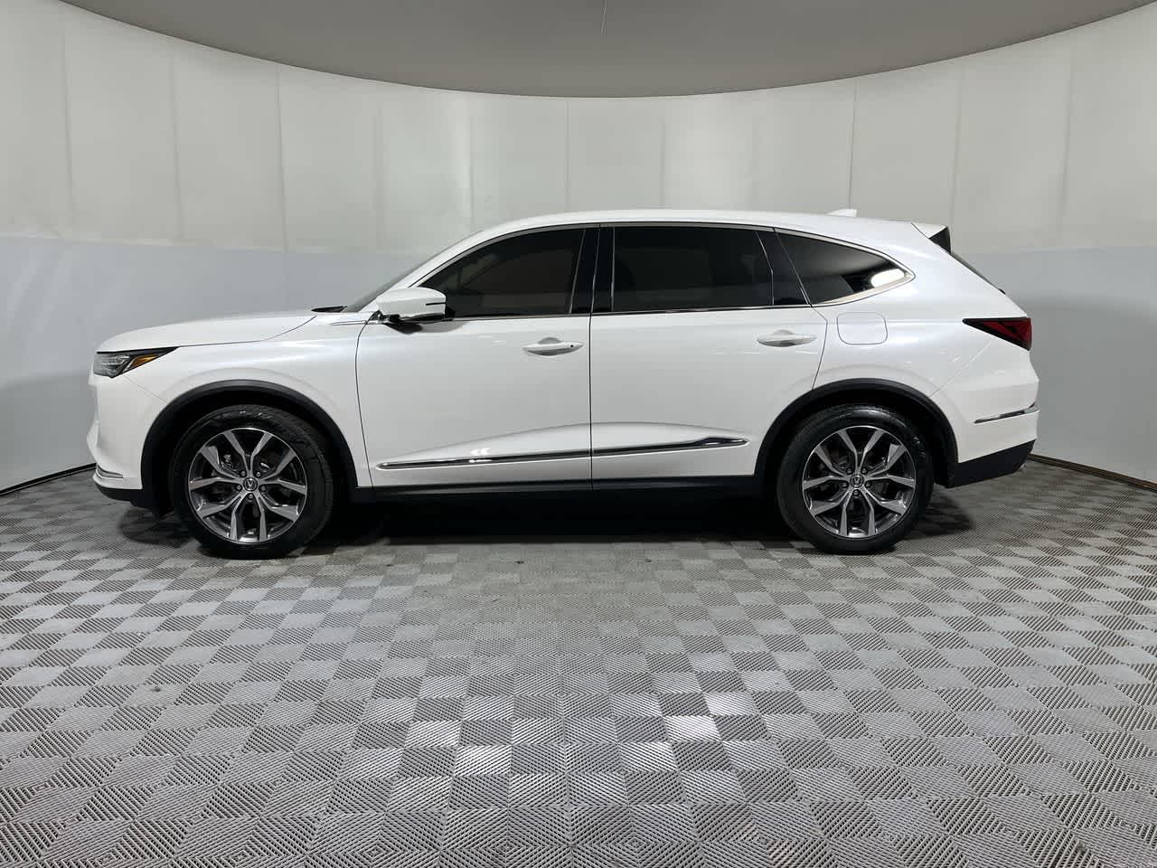 2024 Acura MDX w/Technology Package