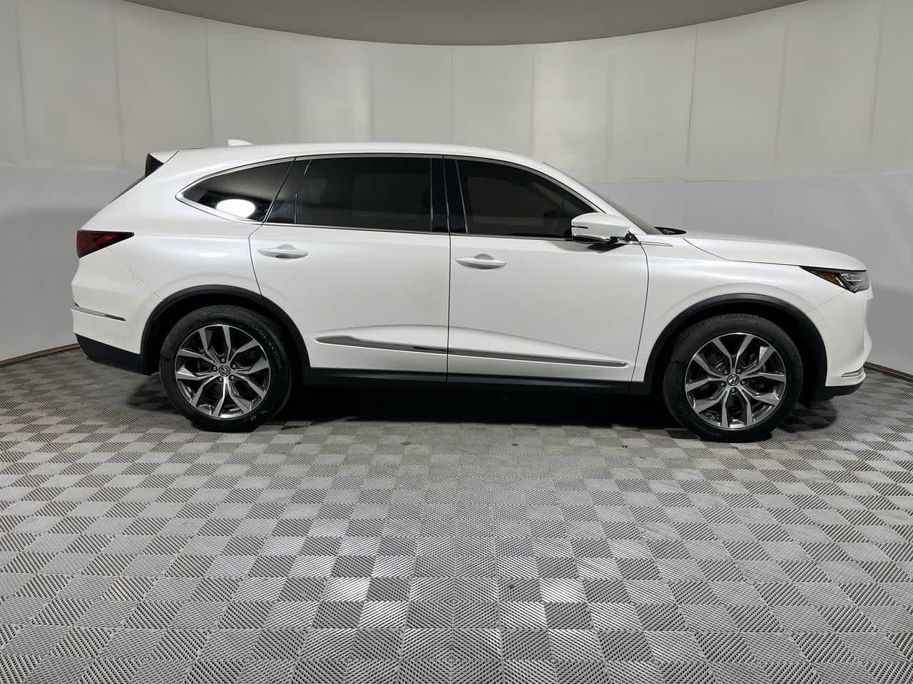2024 Acura MDX w/Technology Package