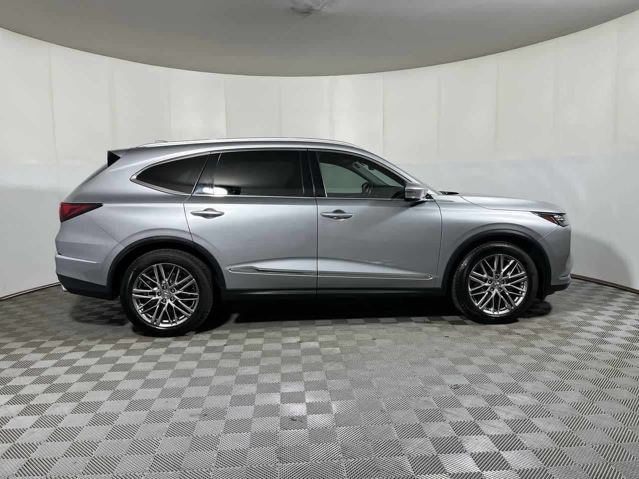 2022 Acura MDX w/Advance Package