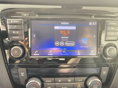 2022 Nissan Rogue Sport SV