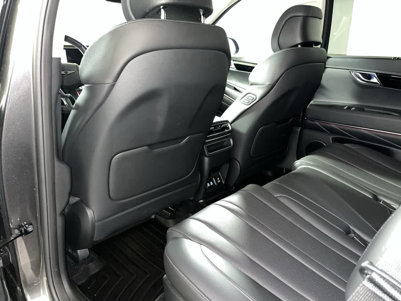 2025 Genesis GV80 2.5T
