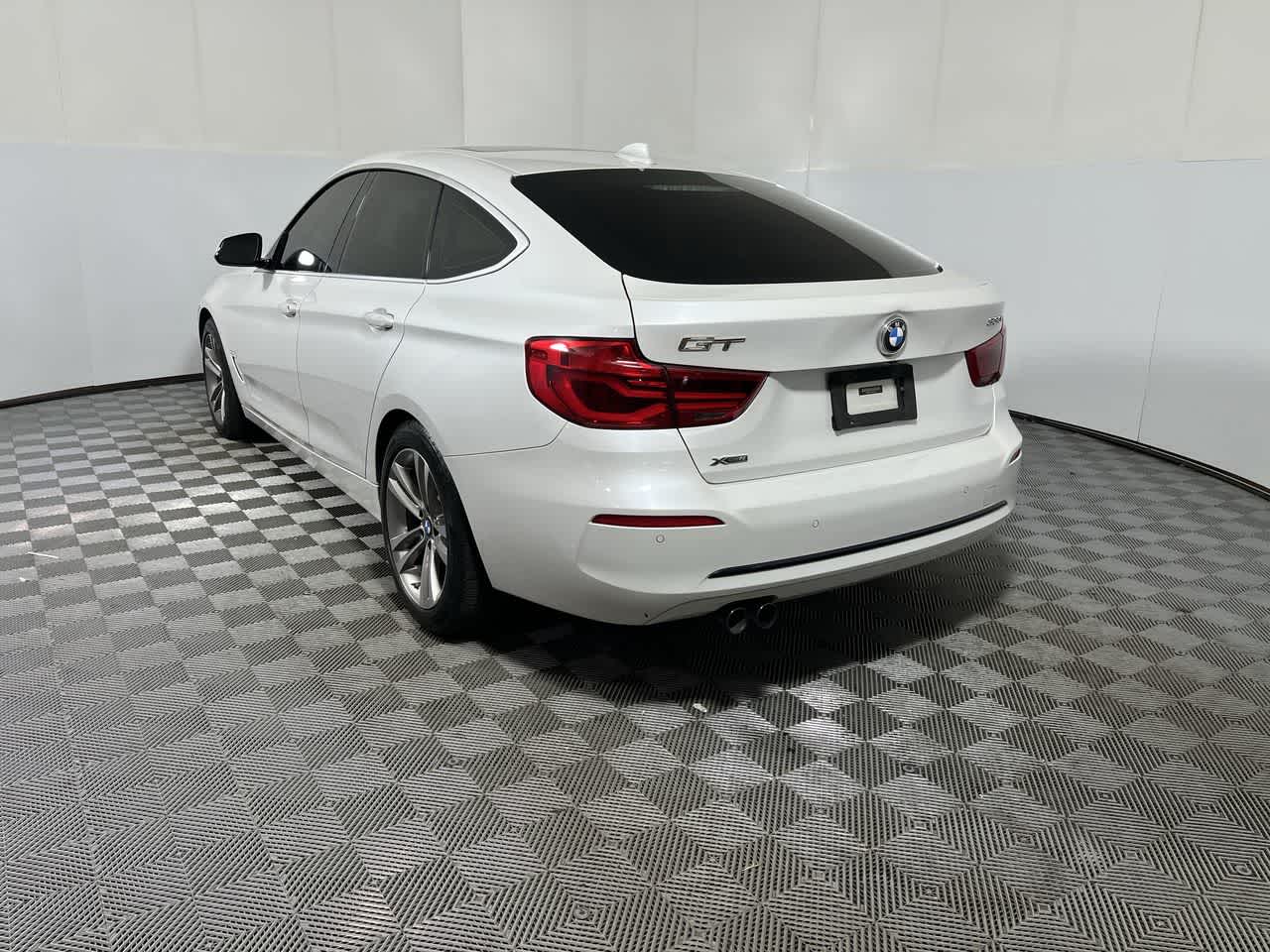 2017 BMW 330i xDrive 330i xDrive