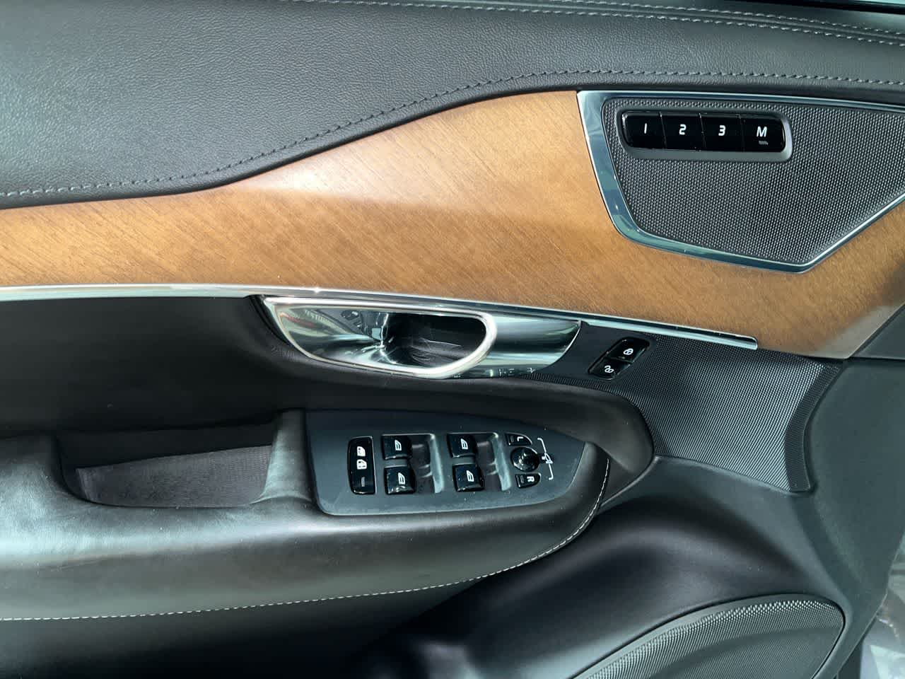 2016 Volvo XC90 T6 Inscription