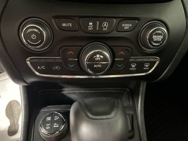 2020 Jeep Cherokee Trailhawk