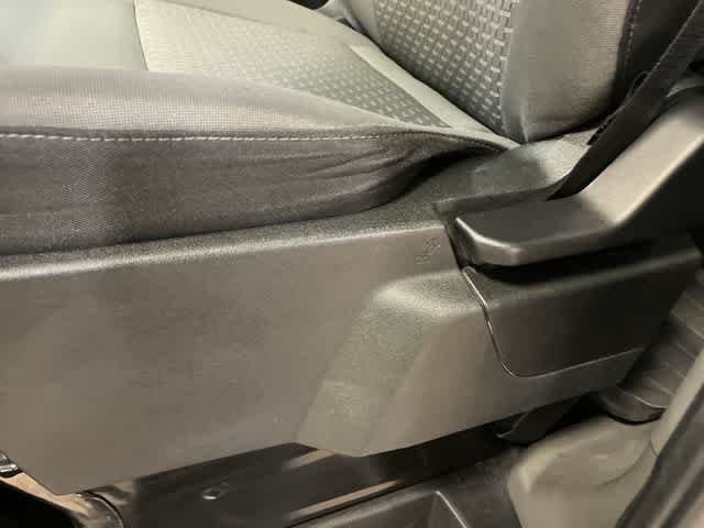 2024 Ford Transit Passenger Wagon XLT