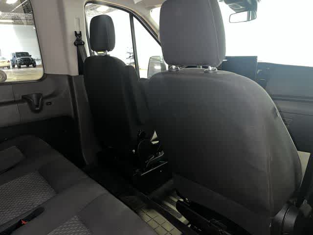 2024 Ford Transit Passenger Wagon XLT