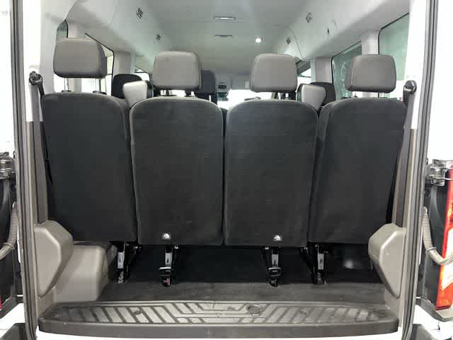 2024 Ford Transit Passenger Wagon XLT