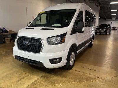 2024 Ford Transit Passenger Wagon XLT