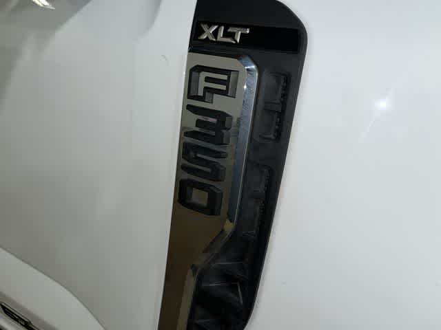2026 Ford Super Duty F-350 DRW Pickup XLT