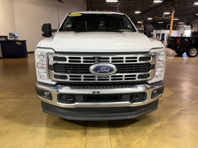 2026 Ford Super Duty F-350 DRW Pickup XLT