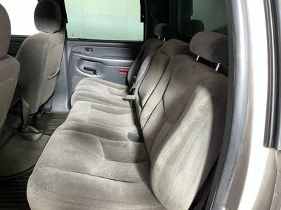 2004 Chevrolet Silverado 2500HD LS