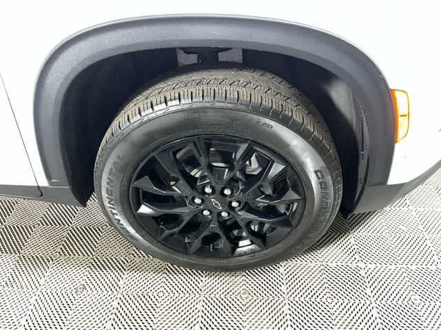 2024 Chevrolet Traverse FWD LT