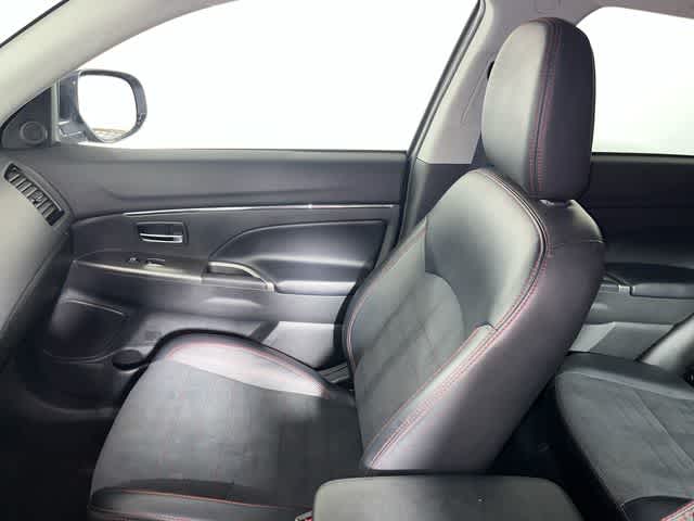 2024 Mitsubishi Outlander Sport SE