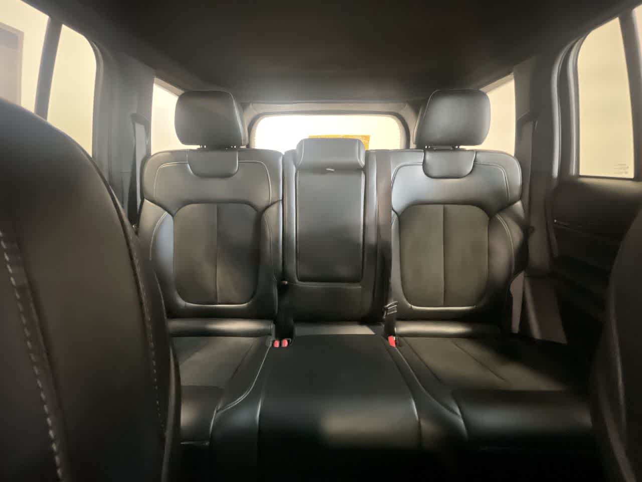 2022 Jeep Grand Cherokee Altitude