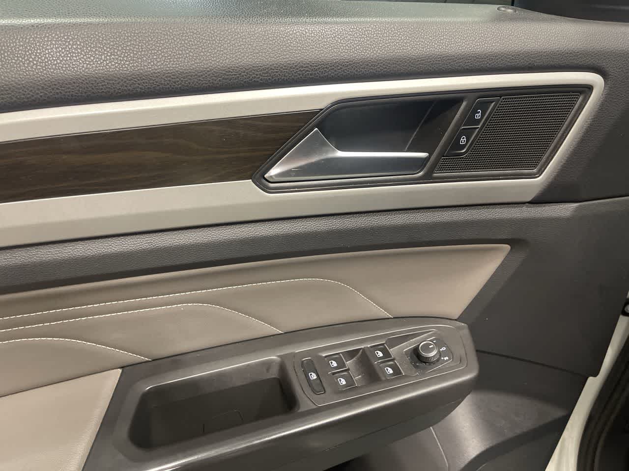 2023 Volkswagen Atlas 2.0T SE