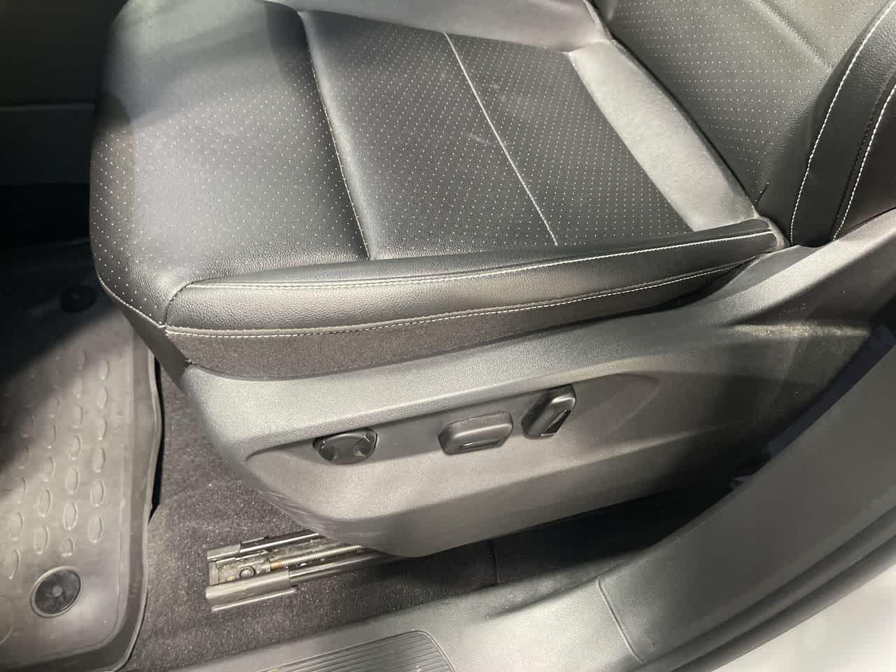 2023 Volkswagen Atlas 2.0T SE