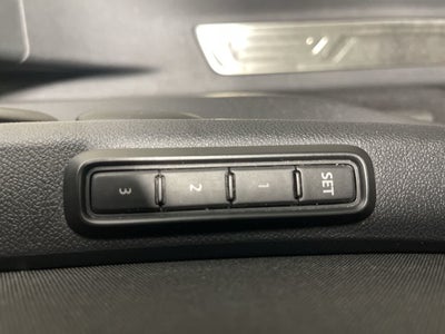 2023 Volkswagen Atlas Cross Sport 2.0T SEL R-Line Black