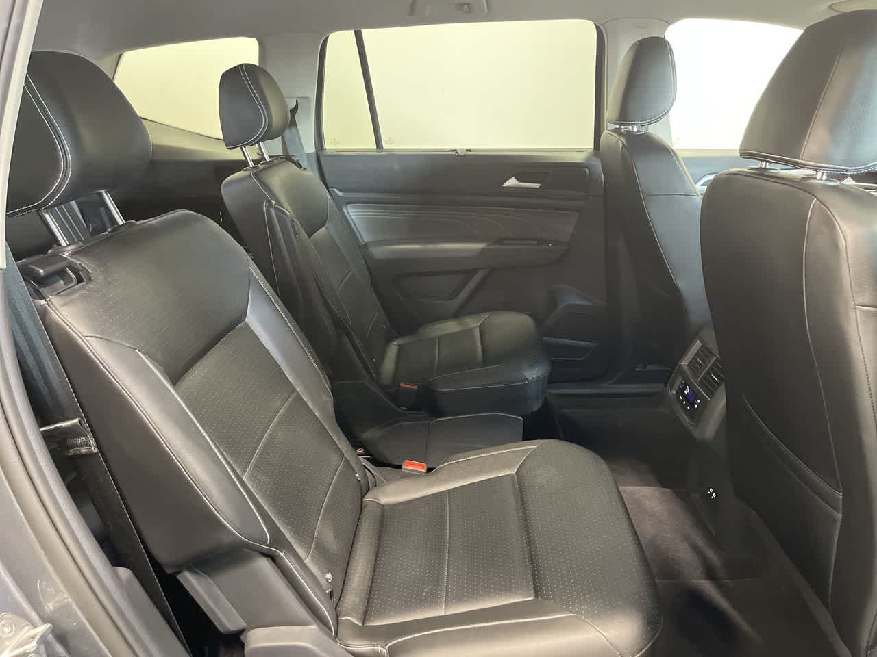 2023 Volkswagen Atlas 2.0T SE w/Technology