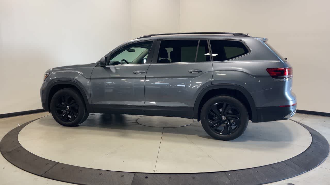 2023 Volkswagen Atlas 2.0T SE w/Technology