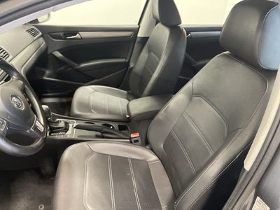2014 Volkswagen Passat S