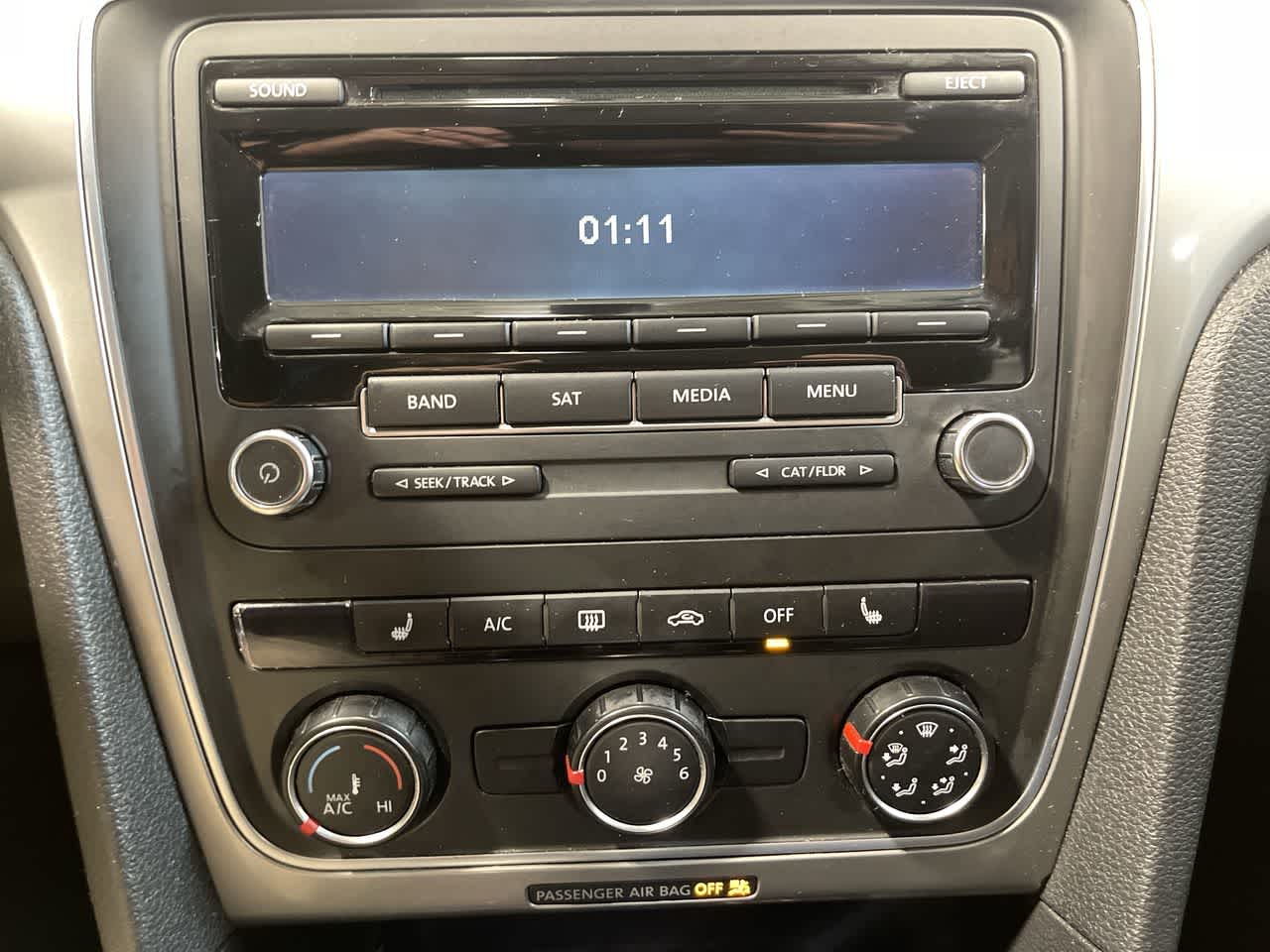 2014 Volkswagen Passat S