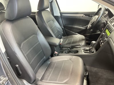 2014 Volkswagen Passat S