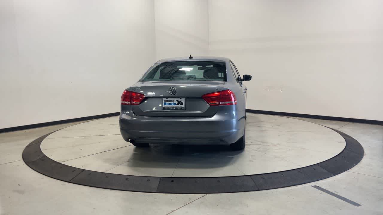 2014 Volkswagen Passat S