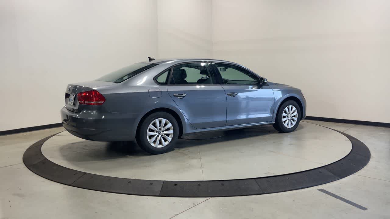 2014 Volkswagen Passat S