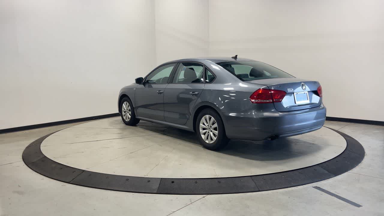 2014 Volkswagen Passat S