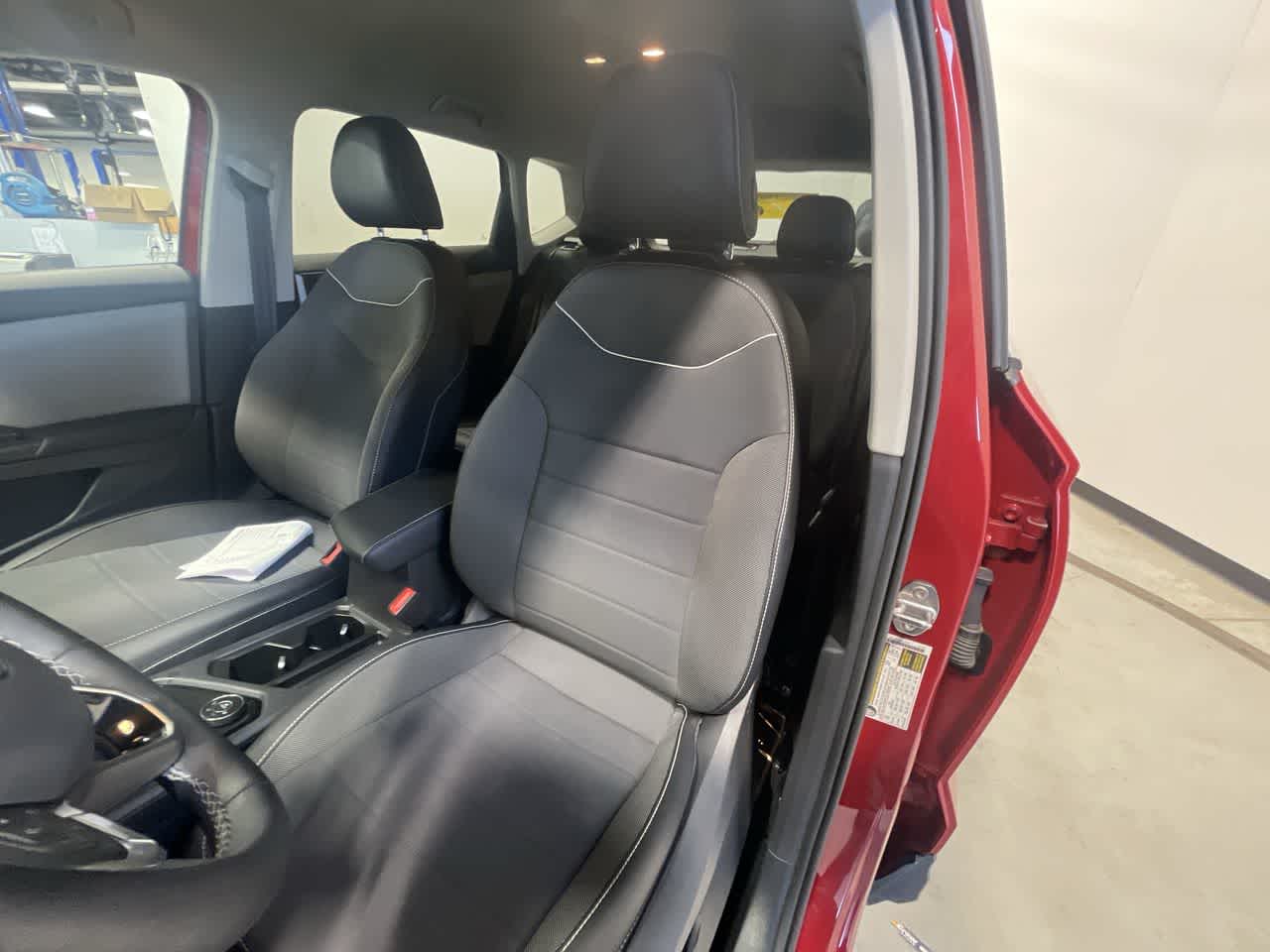 2023 Volkswagen Taos SE
