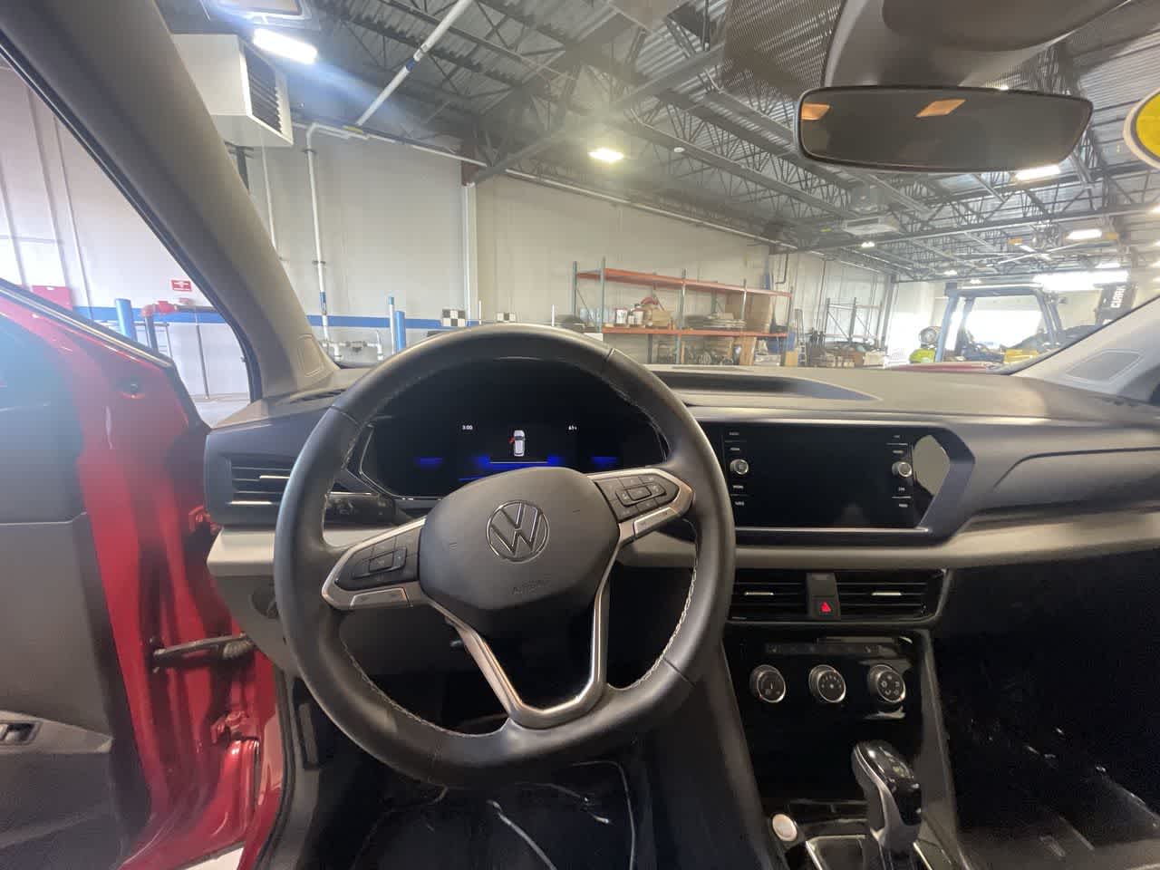 2023 Volkswagen Taos SE