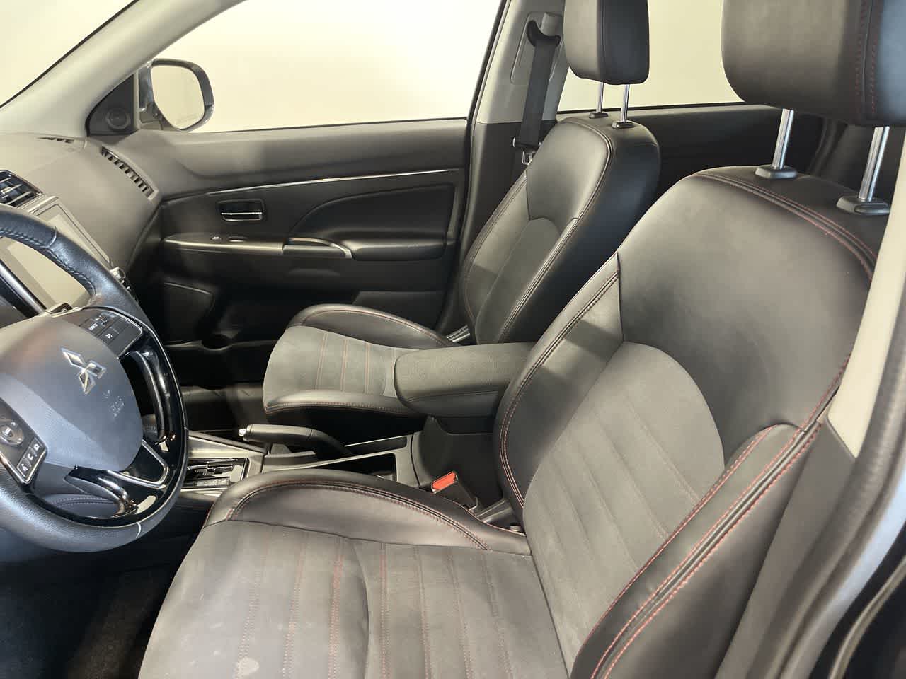 2024 Mitsubishi Outlander Sport SE
