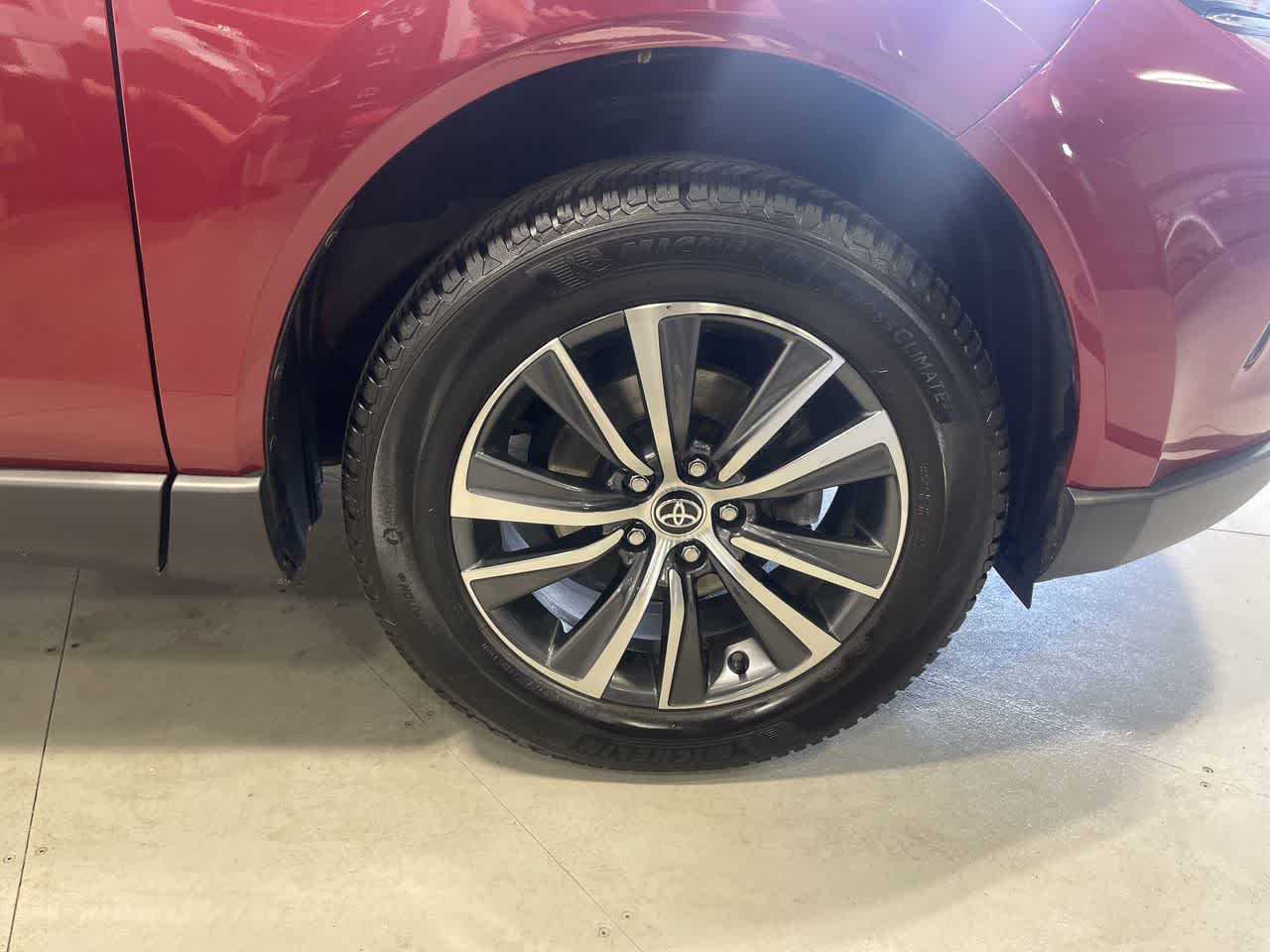 2021 Toyota Venza LE