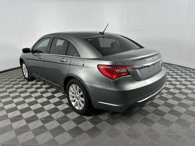 2013 Chrysler 200 Touring