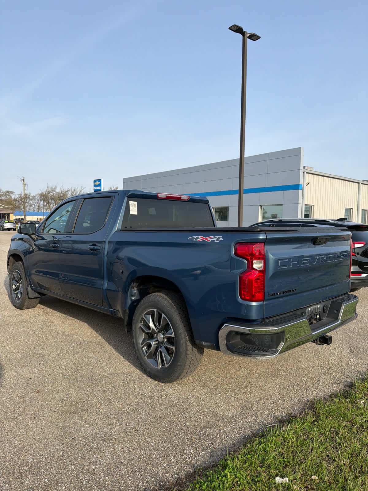 2024 Chevrolet Silverado 1500 LT (2FL)