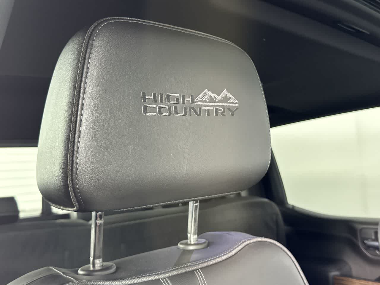 2022 Chevrolet Silverado 1500 LTD High Country