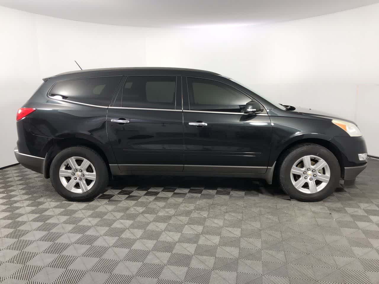 2011 Chevrolet Traverse LT w/1LT