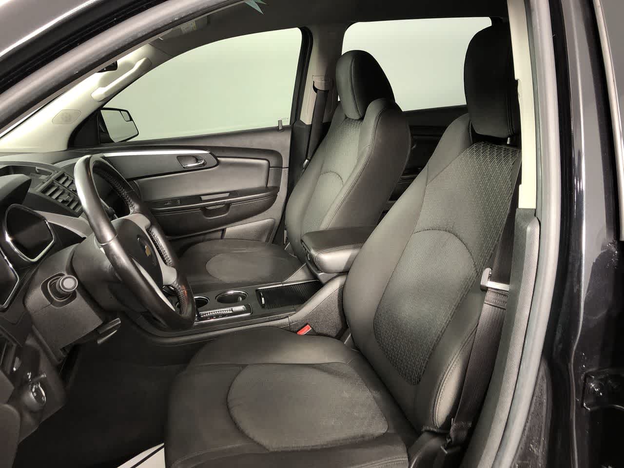 2011 Chevrolet Traverse LT w/1LT