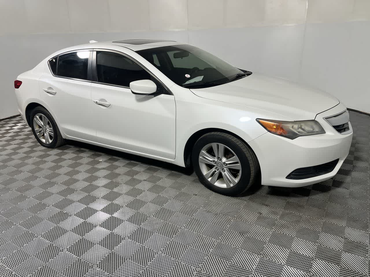 2013 Acura ILX Base