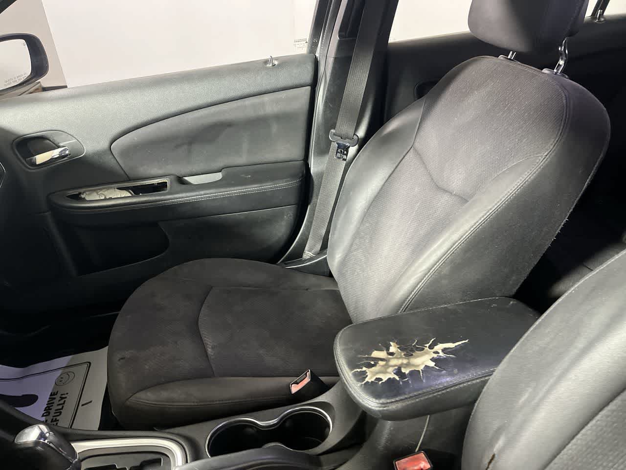 2013 Chrysler 200 Touring