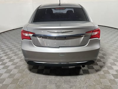 2013 Chrysler 200 Touring