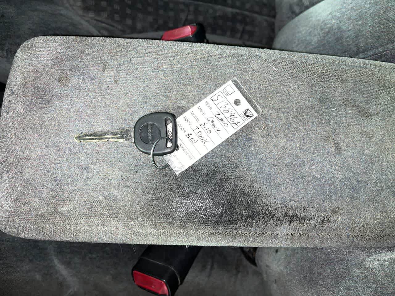 2000 Chevrolet S10 LS