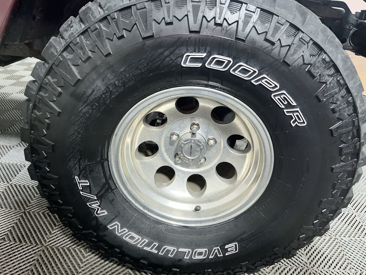 2001 Jeep Wrangler Sahara