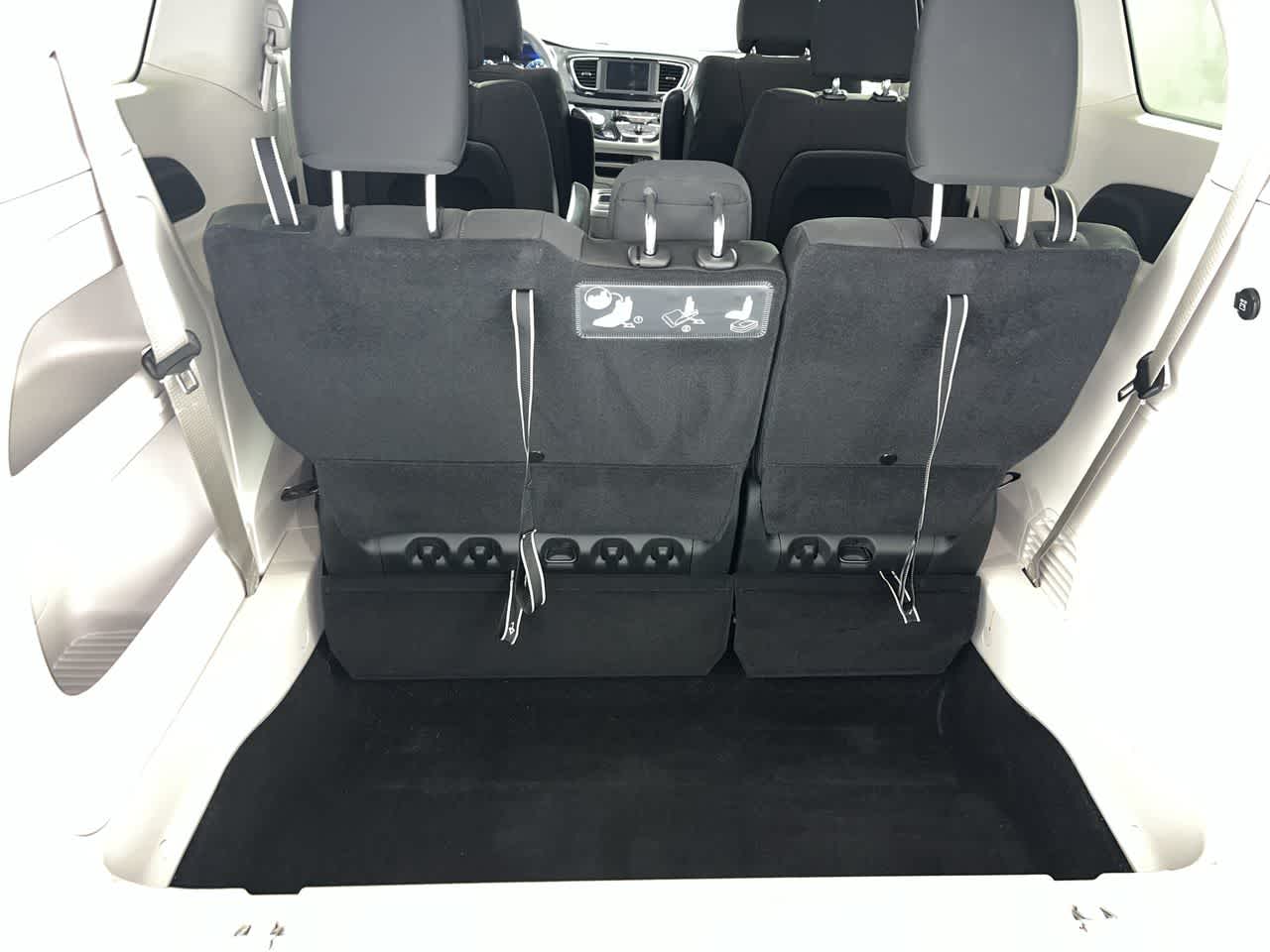 2020 Chrysler Pacifica Touring