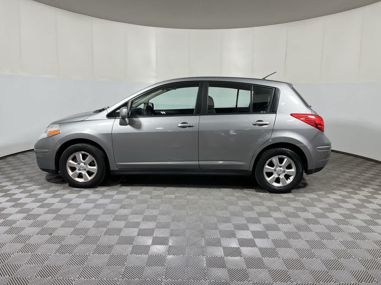 2012 Nissan Versa S