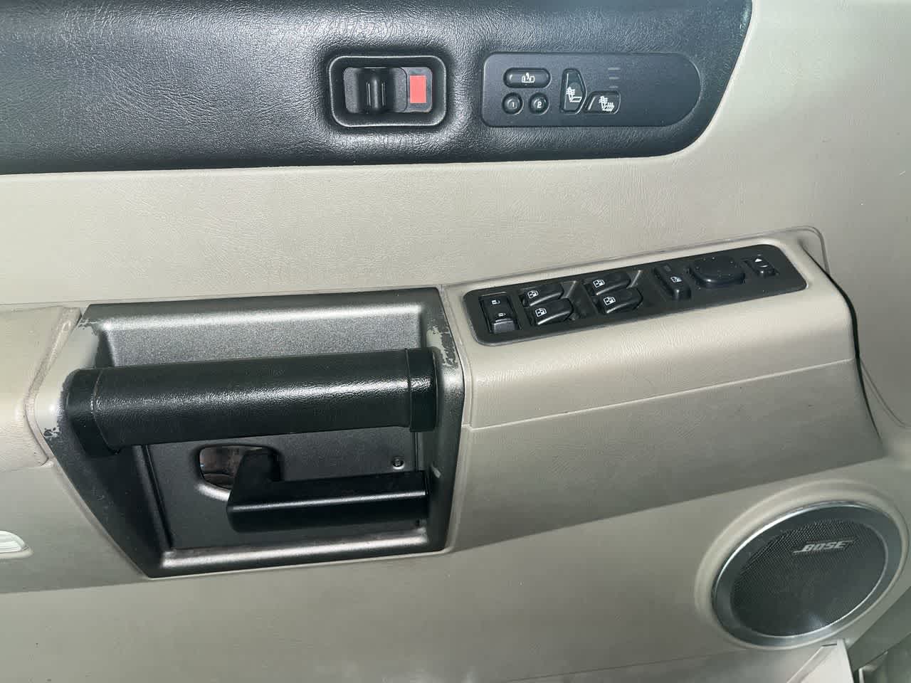 2003 HUMMER H2 Base