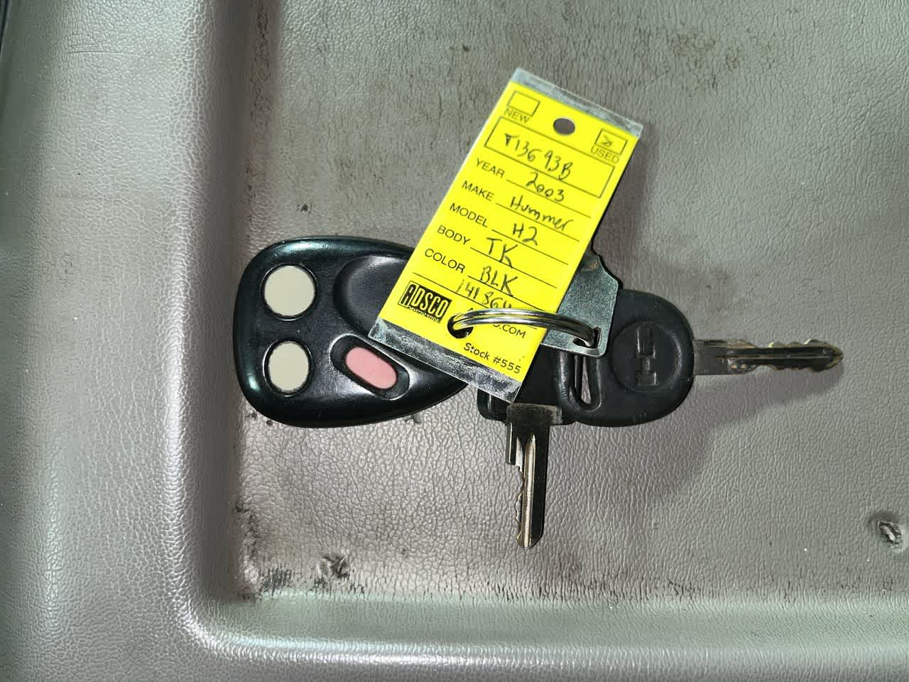 2003 HUMMER H2 Base