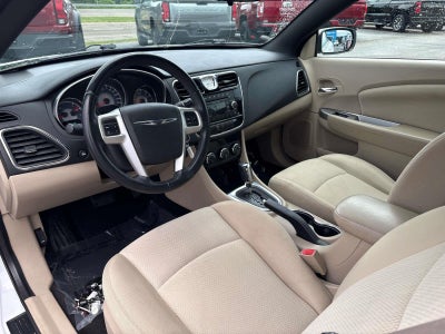 2012 Chrysler 200 Touring